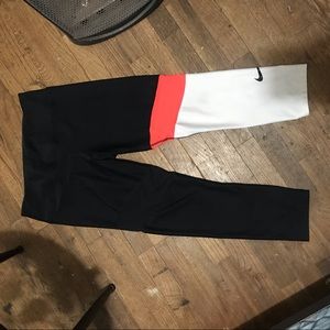 Nike leggings size large